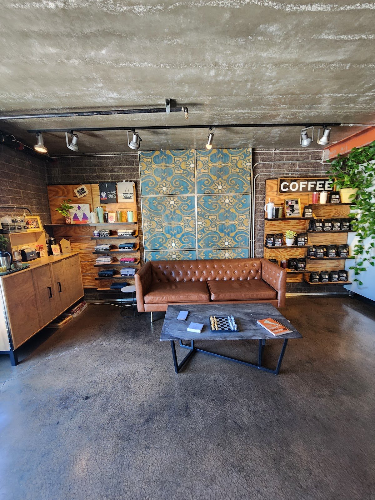 Grounds on 2nd specialty coffee shop in Phoenix - photo 7