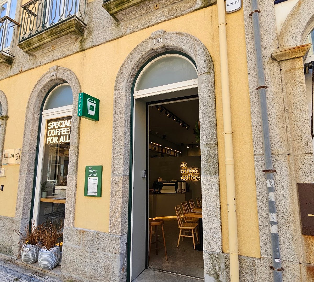 Storefront of At Street.Coffee® - SPECIALTY COFFEE FOR ALL., specialty coffee shop in Porto