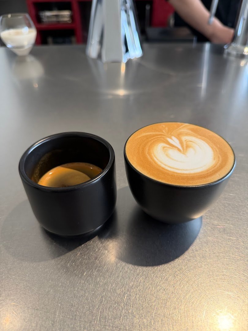 Coffee at Lonich,, specialty coffee shop in Tokyo