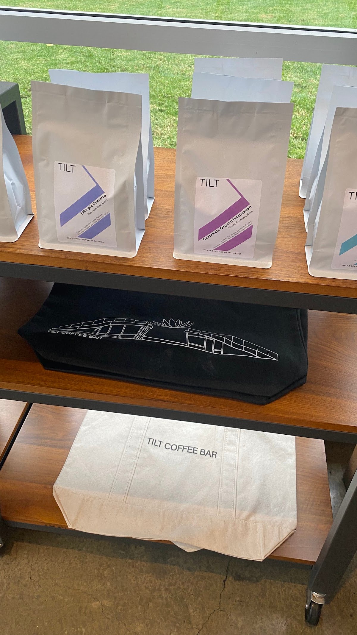 Tilt Coffee Bar specialty coffee shop in Los Angeles - photo 15