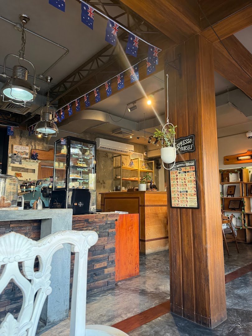 Stomping Grounds specialty coffee shop in Dubai - photo 9