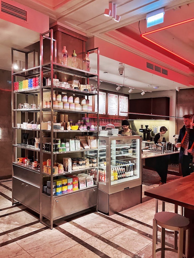 Interior of Coffeedesk Kawiarnia Nowy Świat, specialty coffee shop in Warsaw