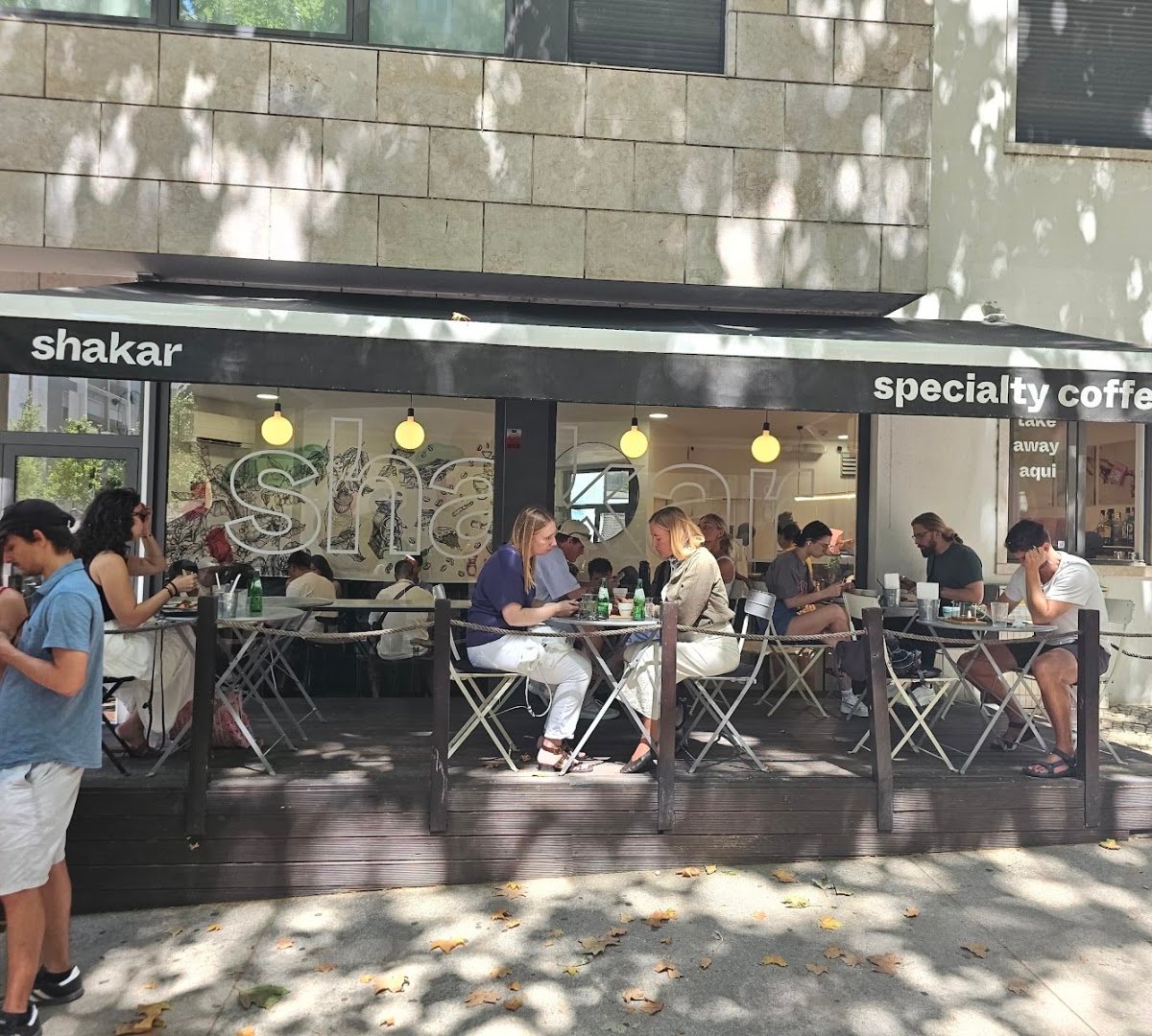 Storefront of Shakar - Specialty Coffee & Brunch, specialty coffee shop in Lisbon