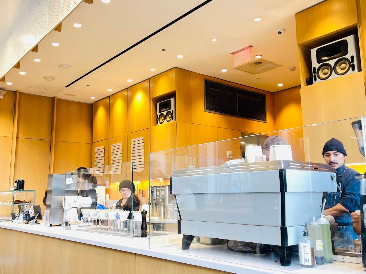 Blue Bottle Coffee specialty coffee shop in New York - photo 8
