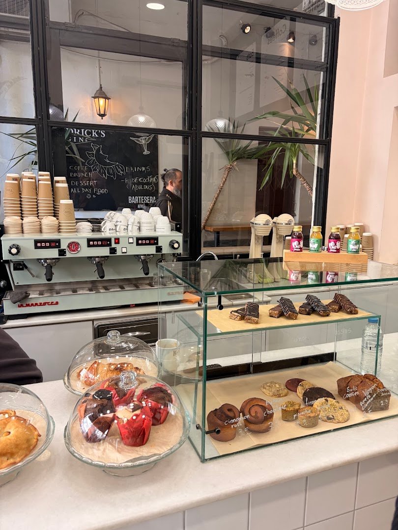 Interior of Tate Speciality Coffee, specialty coffee shop in Athens