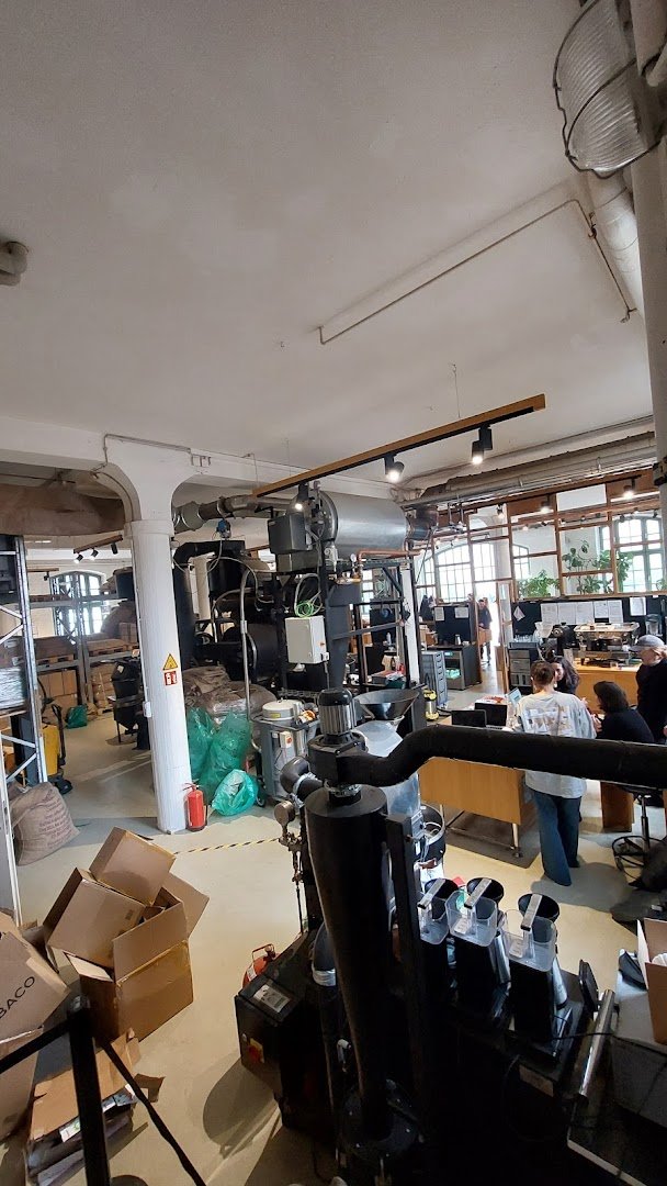 Bonanza Coffee Roasters specialty coffee shop in Berlin - photo 3