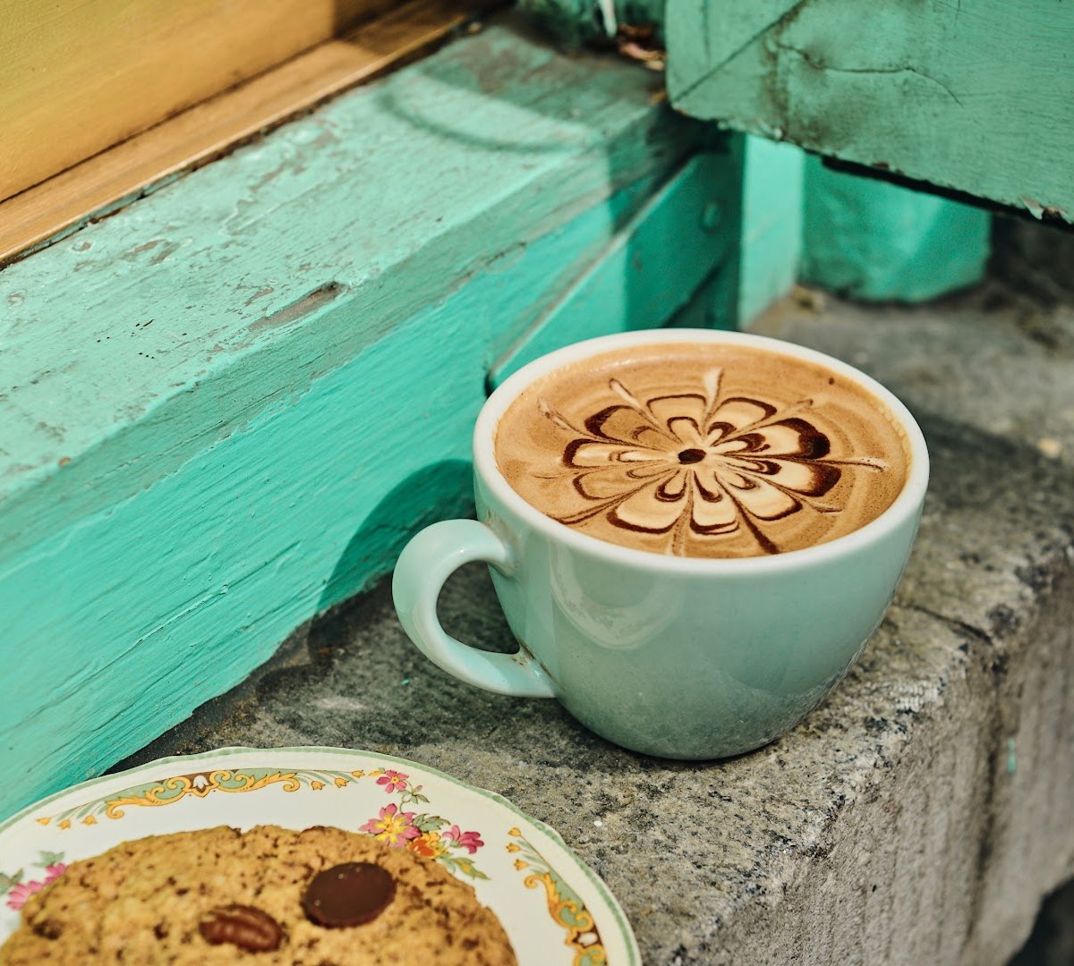 Coffee at Le Petit Dep, specialty coffee shop in Montreal