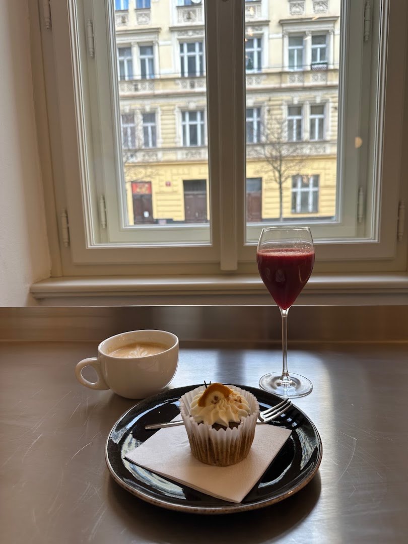 Coffee at Neosly, specialty coffee shop in Prague
