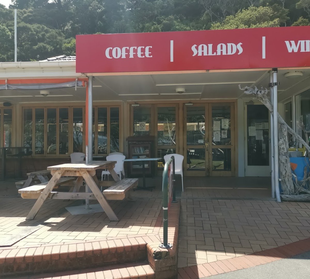 Storefront of Days Bay Pavilion, specialty coffee shop in Wellington