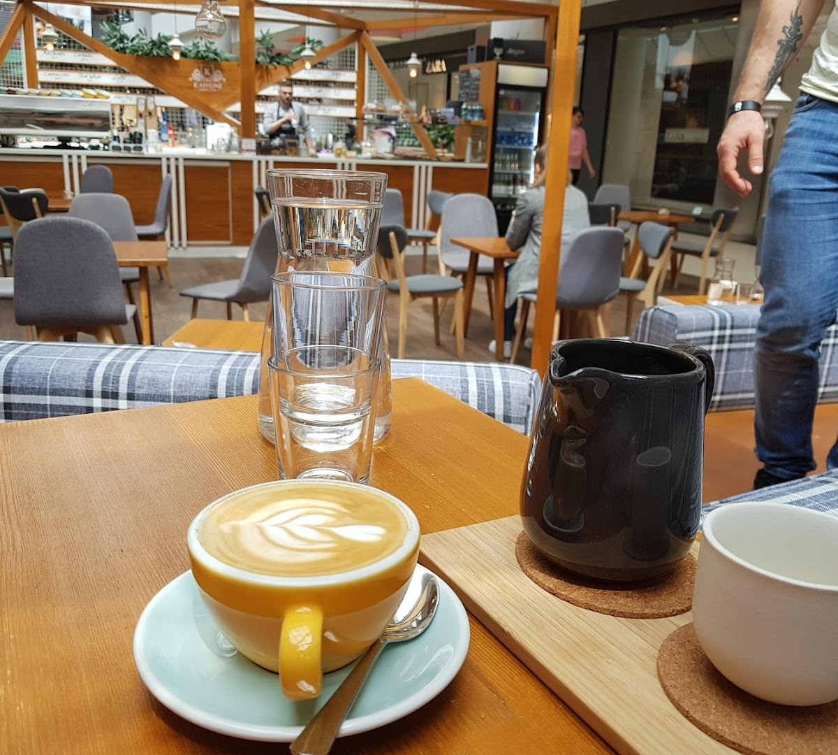 Kaffeine Espresso Bar specialty coffee shop in Budapest - photo 3