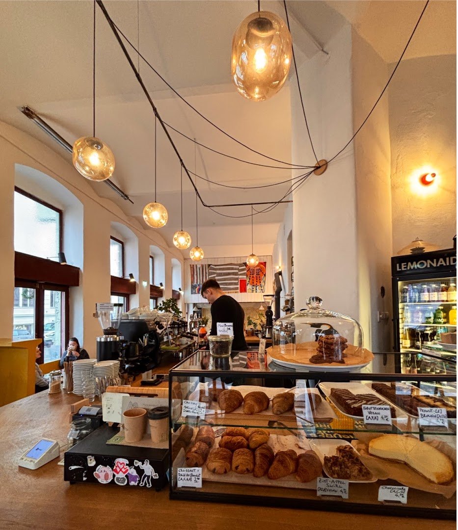Interior of Café Comet, specialty coffee shop in Vienna