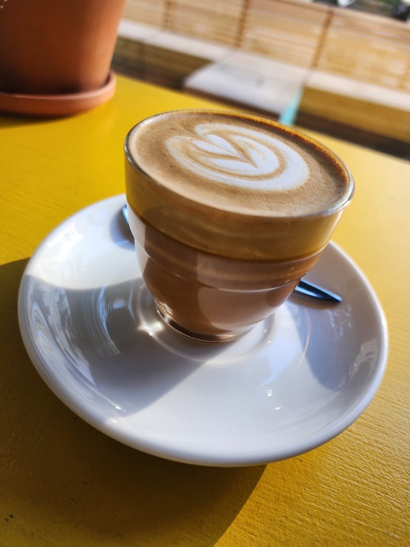 Coffee at Café Comet, specialty coffee shop in Vienna
