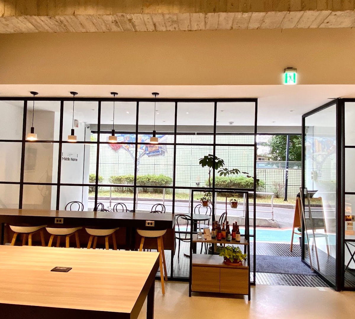 MIDDLE NAME coffee & space specialty coffee shop in Taipei - photo 2