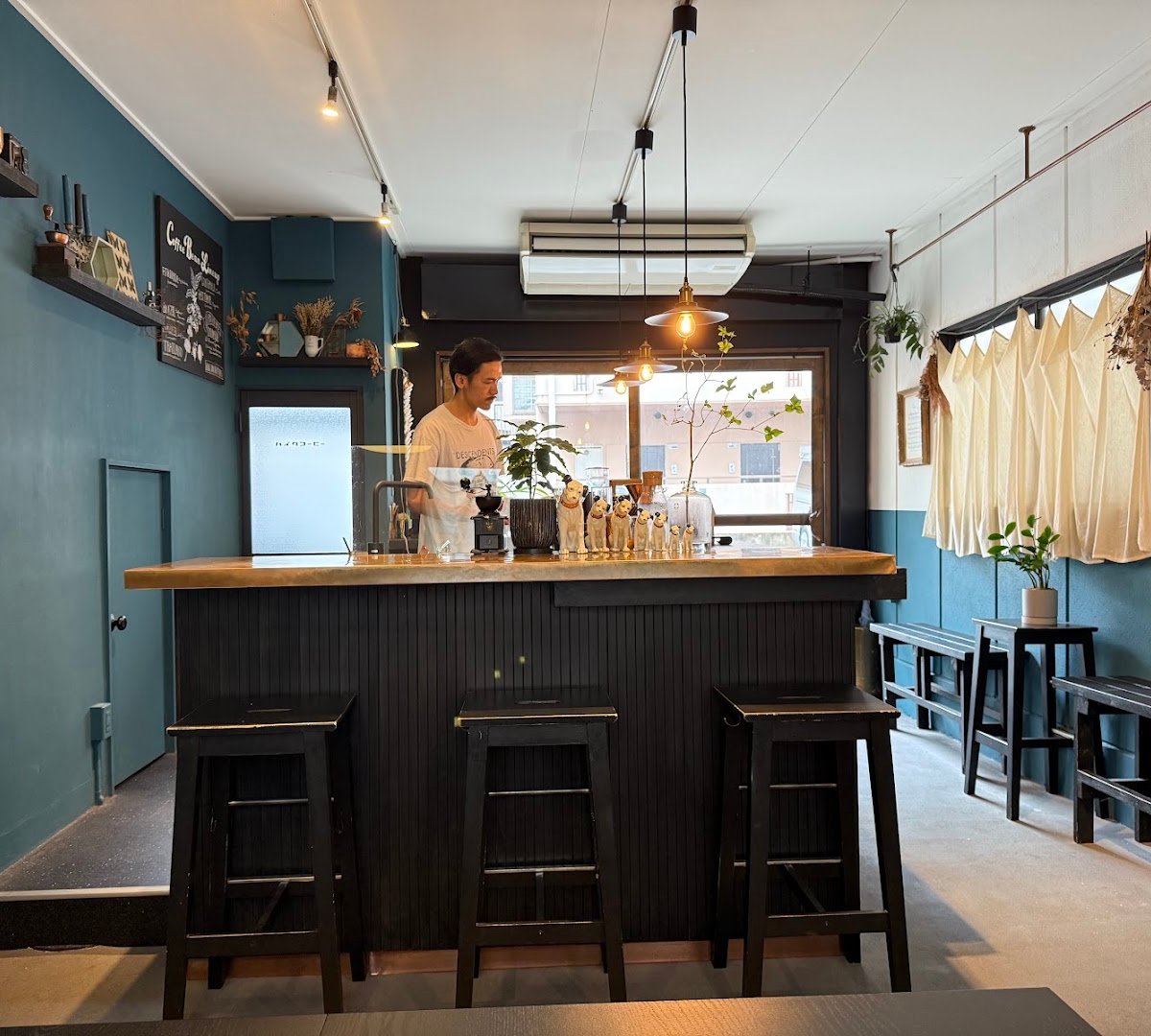 Interior of HAIKU COFFEE ROASTERS, specialty coffee shop in Osaka