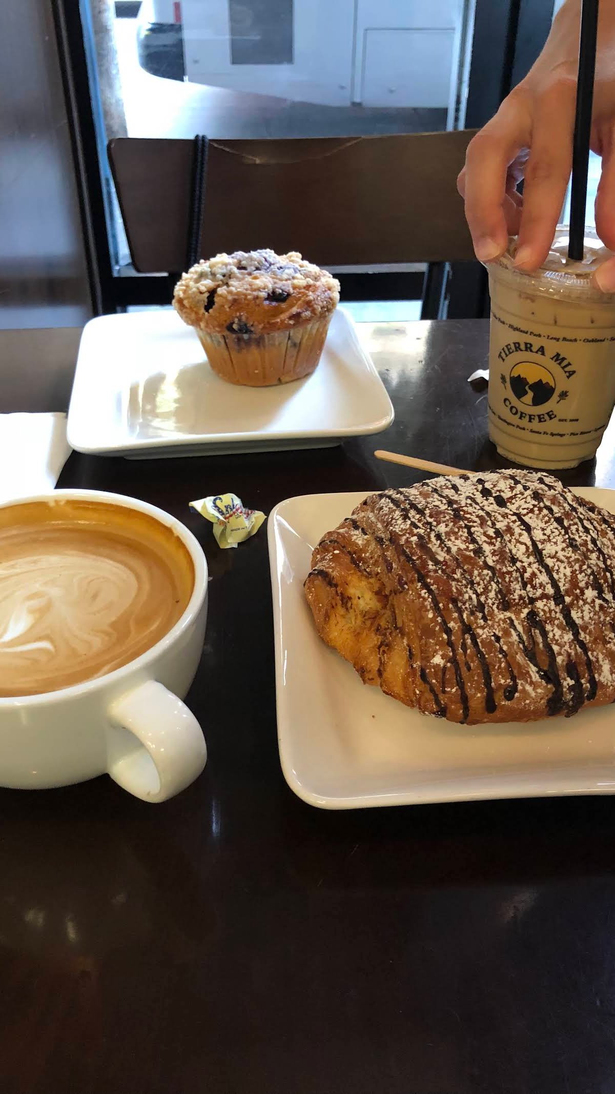 Tierra Mia Coffee specialty coffee shop in Los Angeles - photo 6