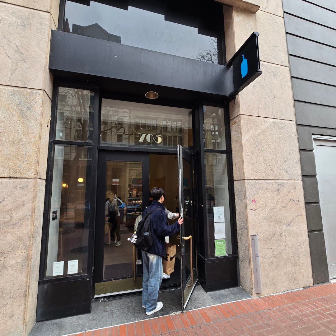Blue Bottle Coffee specialty coffee shop in San Francisco - photo 17