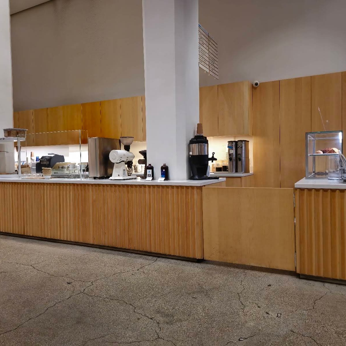 Blue Bottle Coffee specialty coffee shop in San Francisco - photo 4
