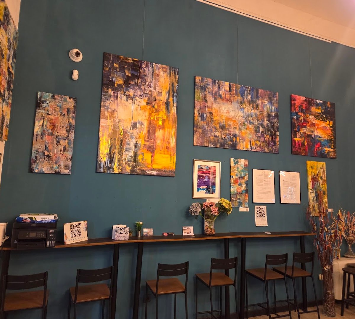 Hyggelig Café & Gallery / A.P. Art Gallery specialty coffee shop in Budapest - photo 8