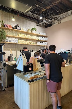 Lineage Coffee Roasting specialty coffee shop in Orlando - photo 4