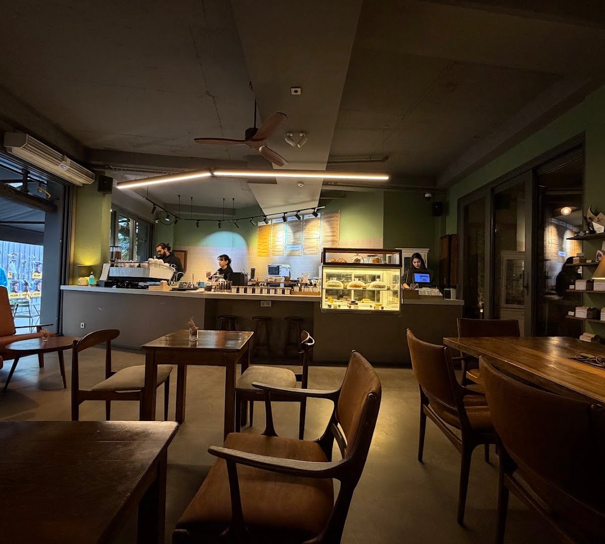 Parsa Coffee Roasters specialty coffee shop in Istanbul - photo 8