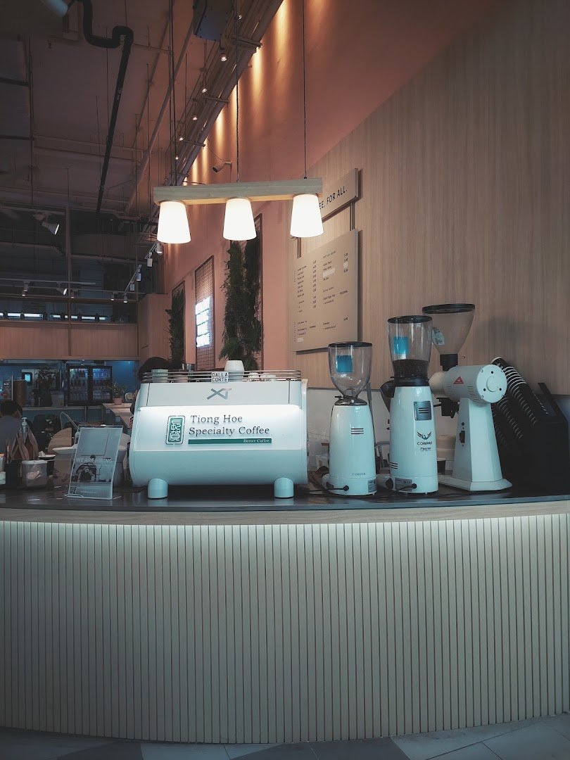 Interior of Tiong Hoe Specialty Coffee at Super Simple, specialty coffee shop in Singapore