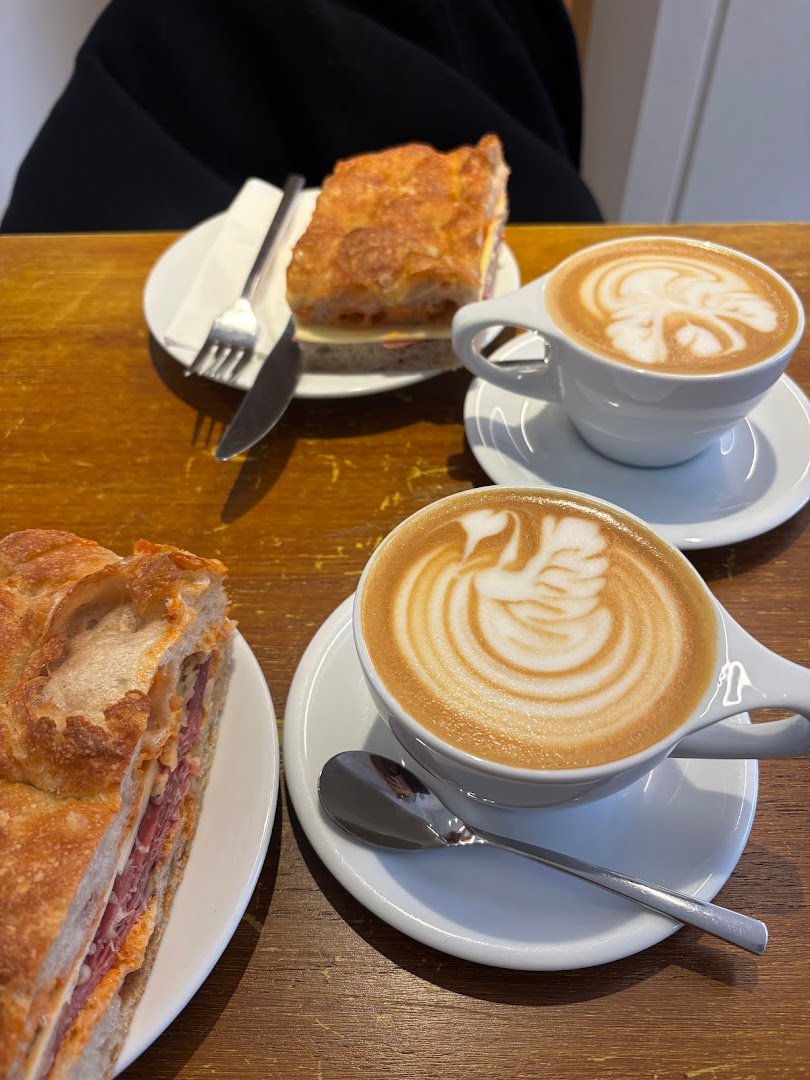 Coffee at LOWDOWN, specialty coffee shop in Edinburgh