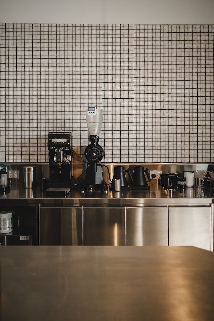Skittle Lane Roastery & Coffee Bar specialty coffee shop in Sydney - photo 7