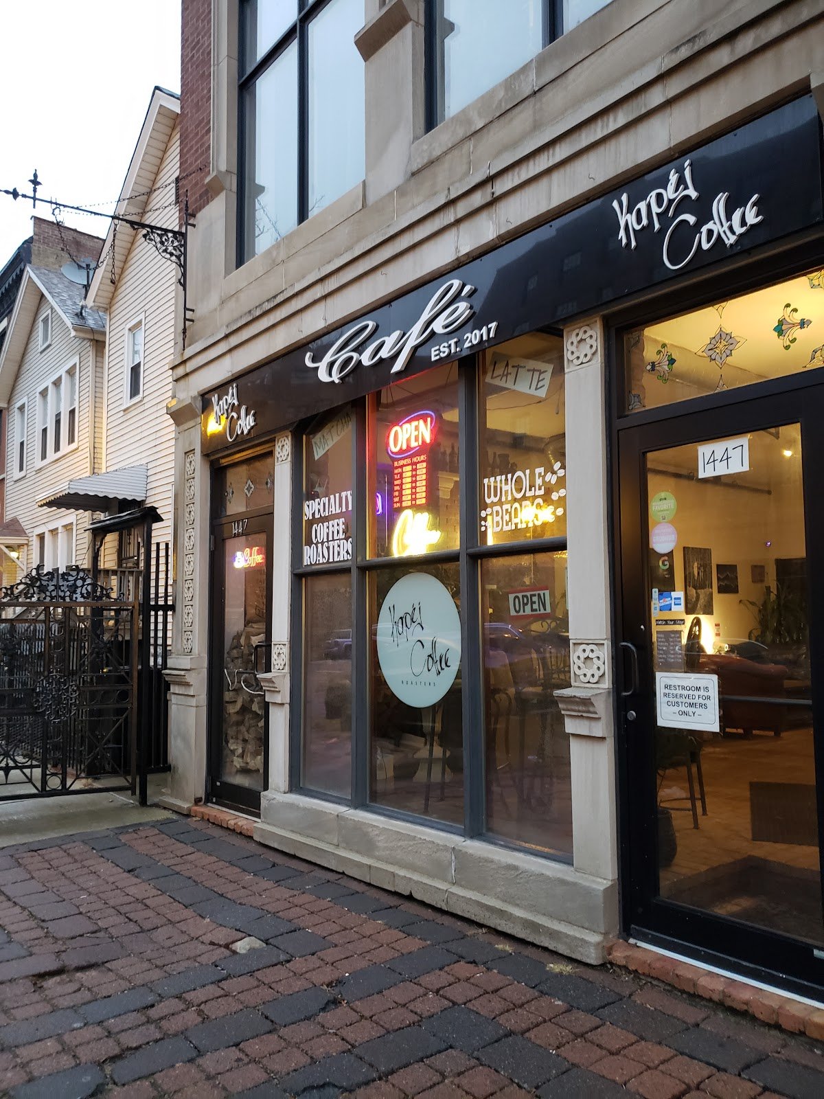 Kapéj Coffee Roasters specialty coffee shop in Chicago - photo 5