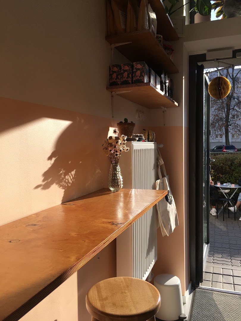 Interior of Błysk Espresso Bar, specialty coffee shop in Warsaw