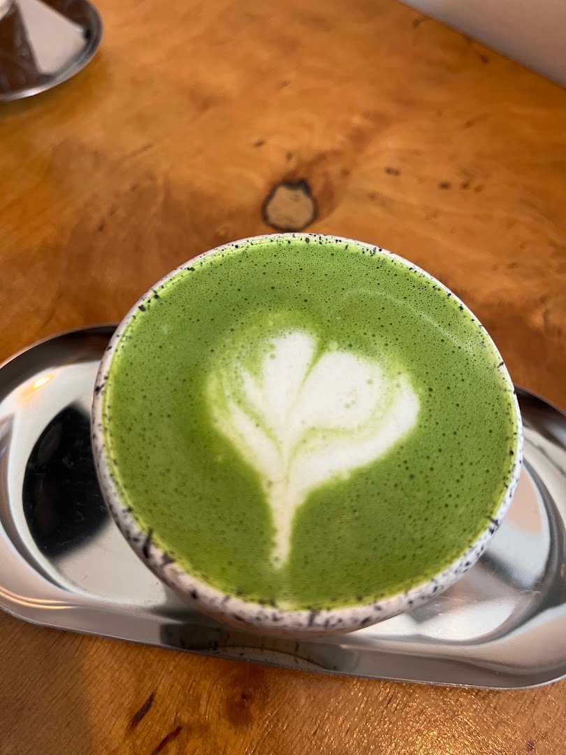 Coffee at Błysk Espresso Bar, specialty coffee shop in Warsaw