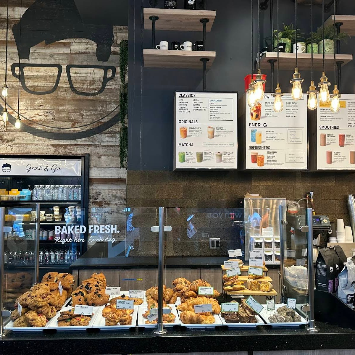 Gregorys Coffee specialty coffee shop in New York - photo 9