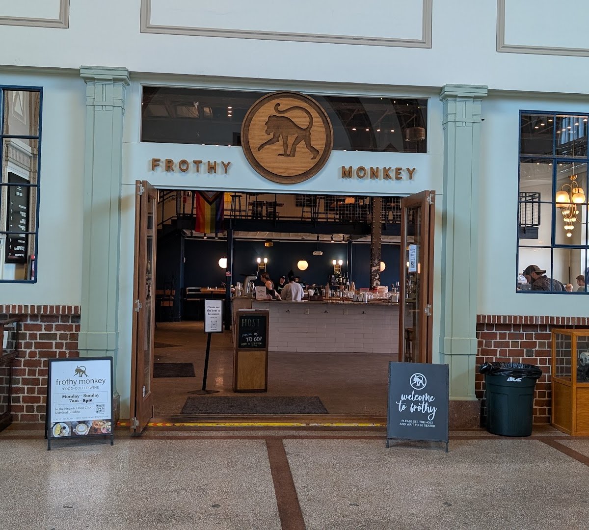 Frothy Monkey specialty coffee shop in Chattanooga - photo 2