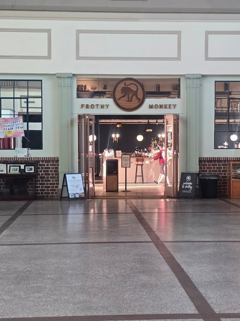 Frothy Monkey specialty coffee shop in Chattanooga - photo 3