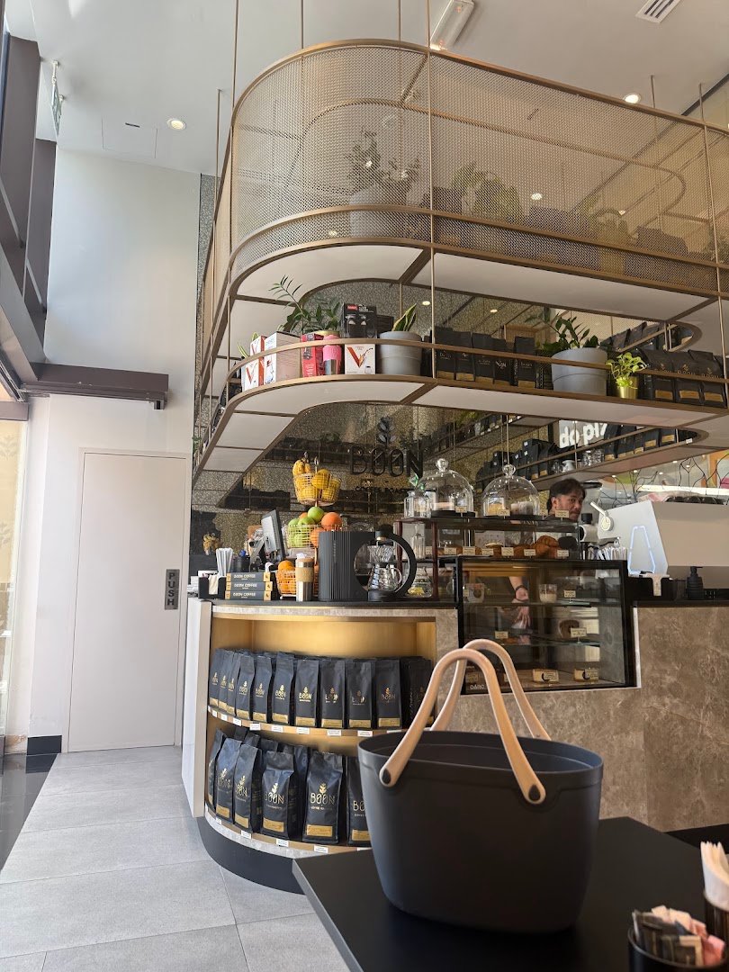 Boon Coffee Roasters Golden Mile - Palm Jumeirah specialty coffee shop in Dubai - photo 7