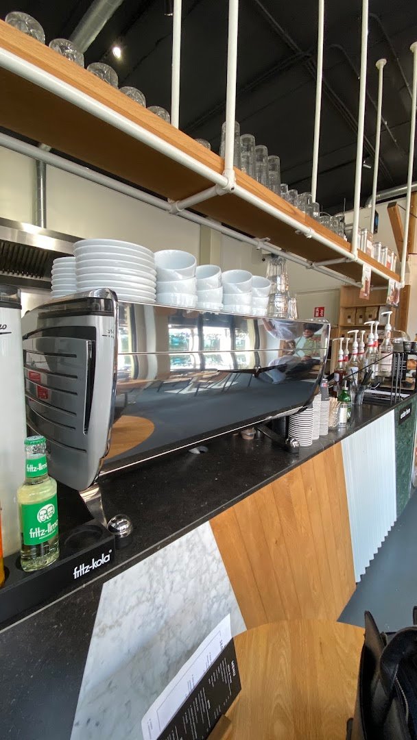 30ml Coffee Roasters specialty coffee shop in Amsterdam - photo 8