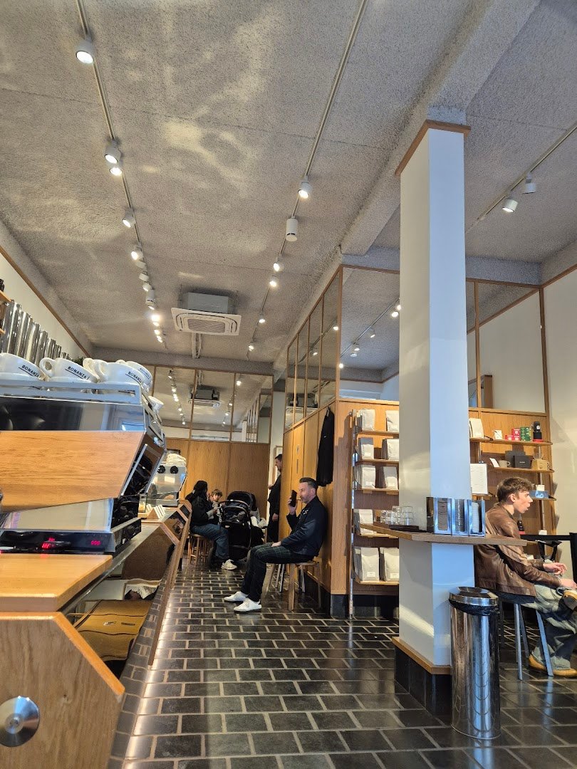 Bonanza Coffee Mitte specialty coffee shop in Berlin - photo 5