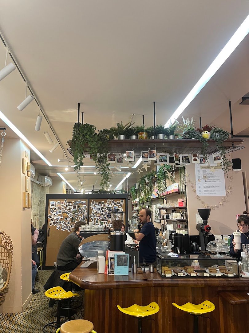 Terres de Café specialty coffee shop in Paris - photo 8