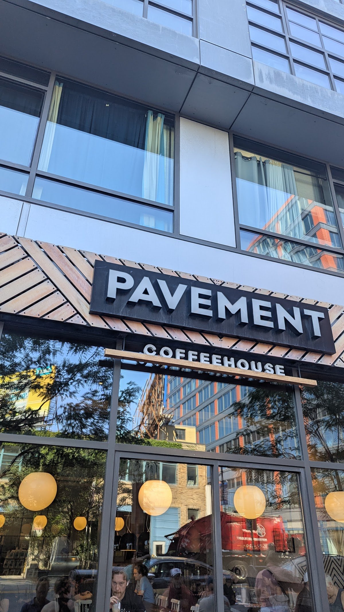 Pavement Coffeehouse - Fenway specialty coffee shop in Boston - photo 4