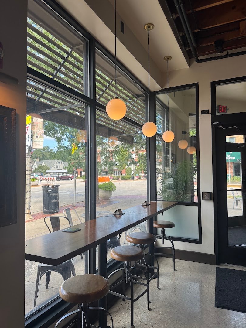Interior of Stone Creek Coffee - Whitefish Bay Cafe & Kitchen, specialty coffee shop in Milwaukee