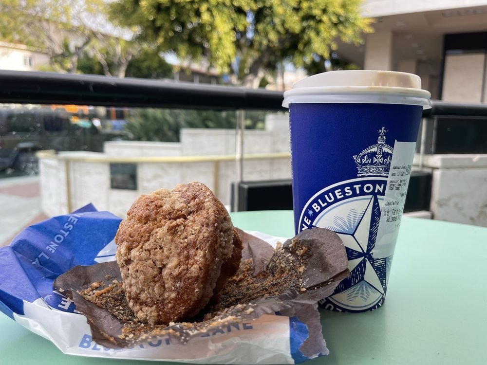 Bluestone Lane Westwood Coffee Shop specialty coffee shop in Los Angeles - photo 12