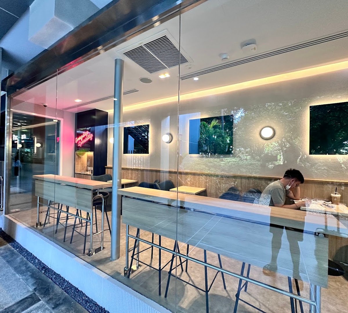 Pacamara Coffee Roasters Chulalongkorn Hospital พาคามาร่า คอฟฟี่ โรสเตอร์ โรงพยาบาลจุฬาลงกรณ์ specialty coffee shop in Bangkok - photo 4