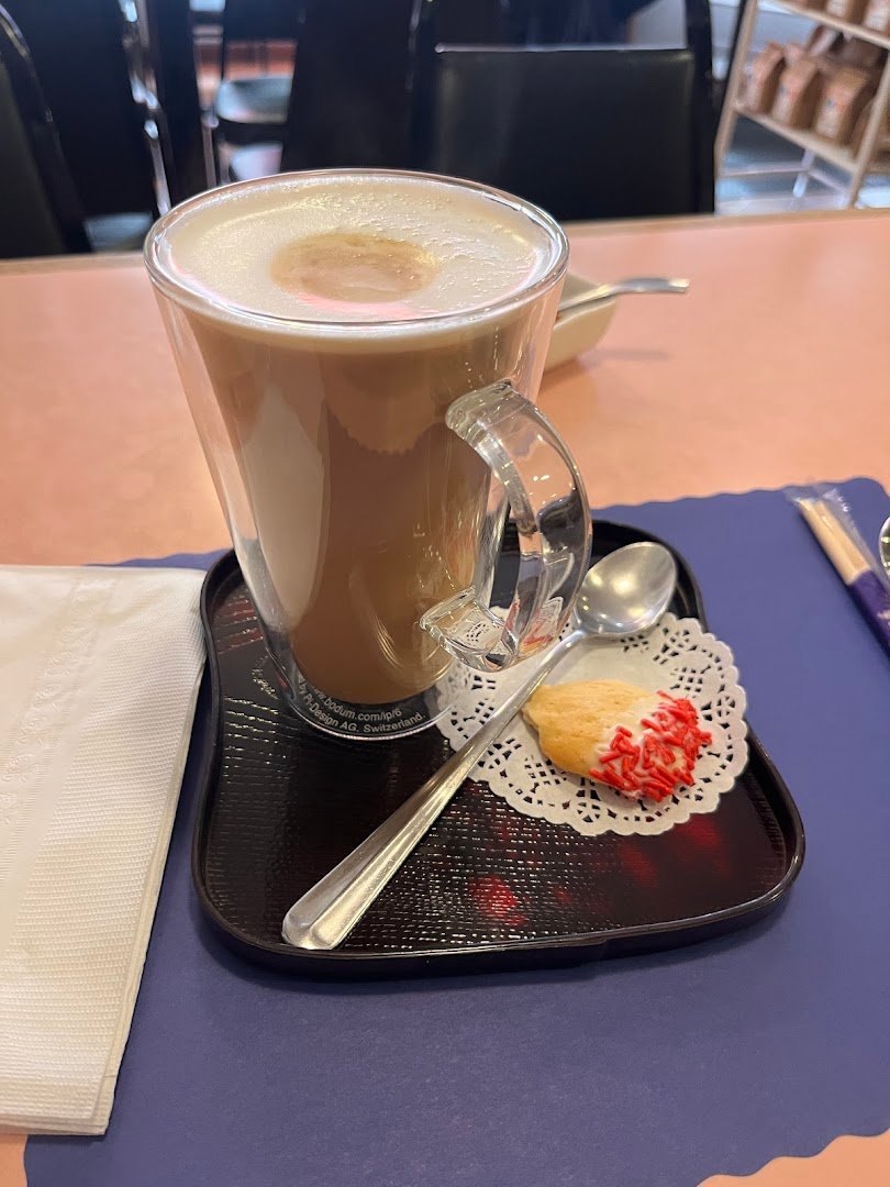 Coffee at Ray's Cafe & Tea House, specialty coffee shop in Philadelphia