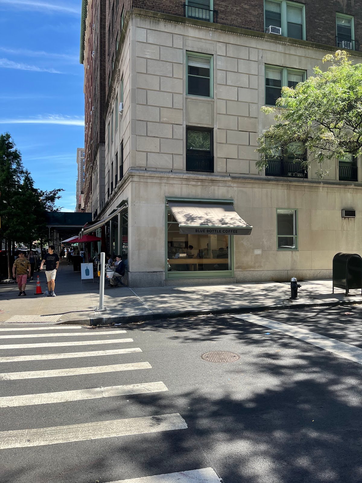 Blue Bottle Coffee specialty coffee shop in New York - photo 6