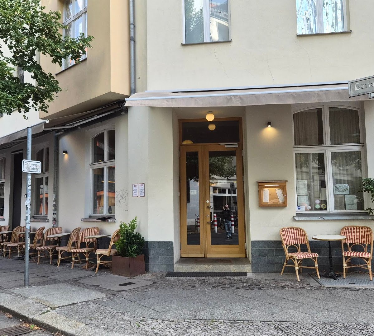 FREA Bakery & Cafe specialty coffee shop in Berlin - photo 8