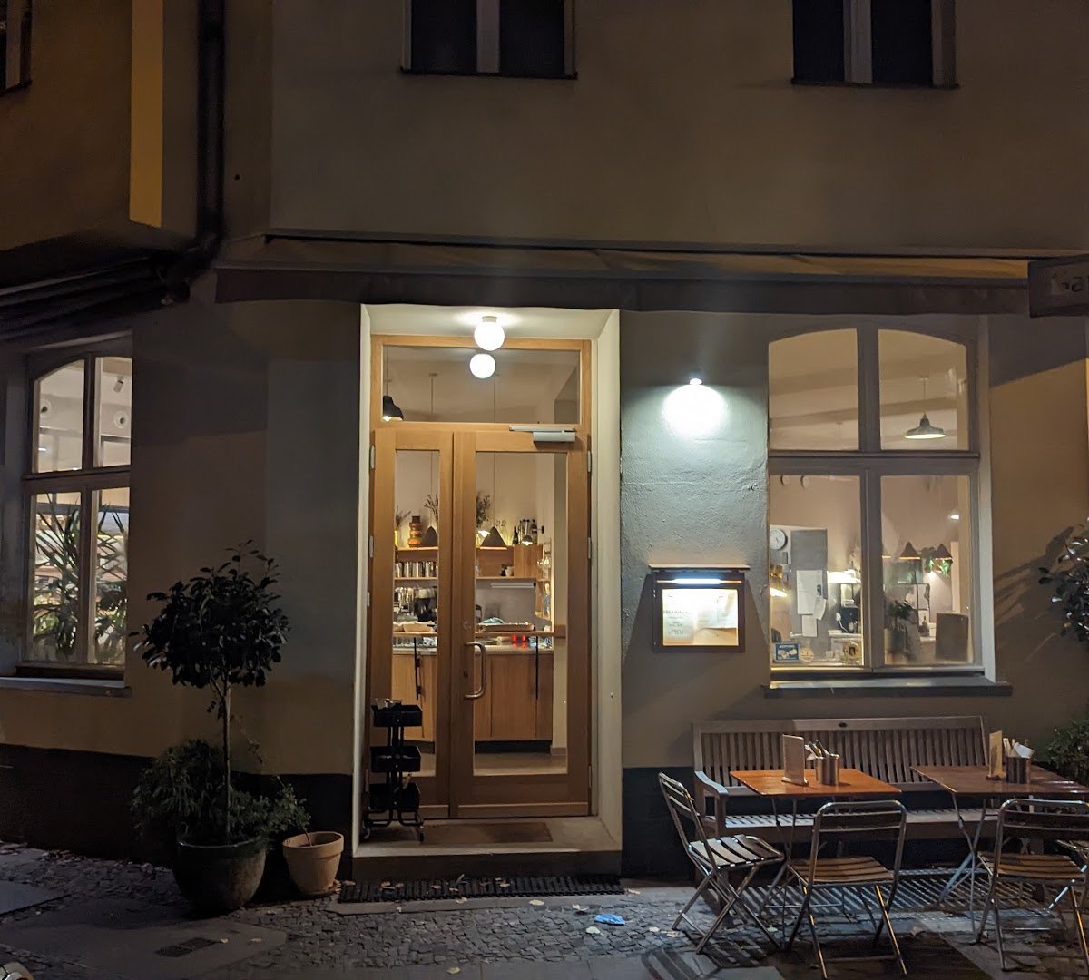 FREA Bakery & Cafe specialty coffee shop in Berlin - photo 9