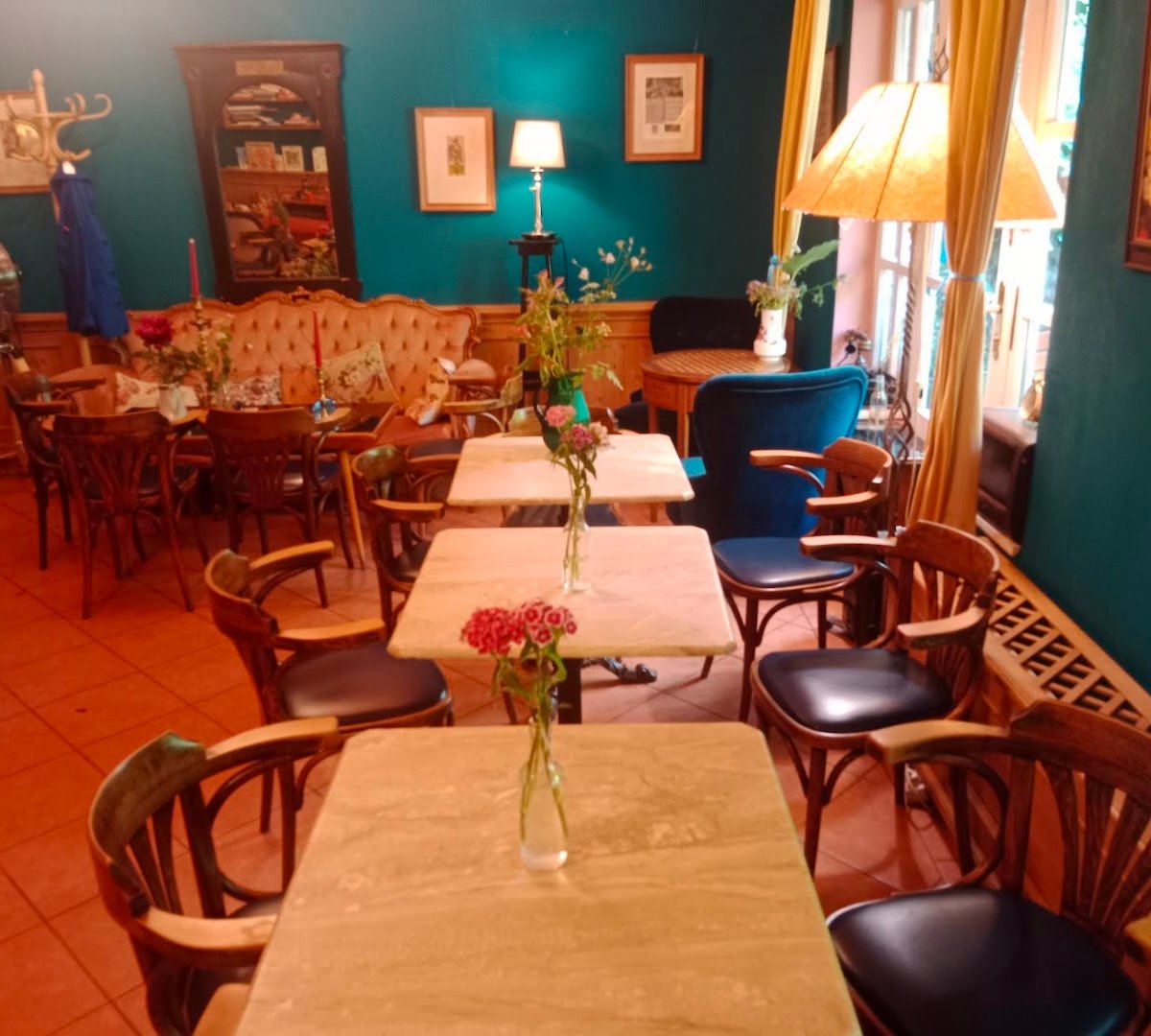 Interior of Cukrárna Alchymista, specialty coffee shop in Prague