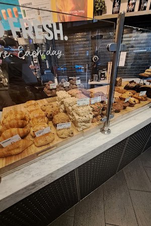 Gregorys Coffee specialty coffee shop in New York - photo 5