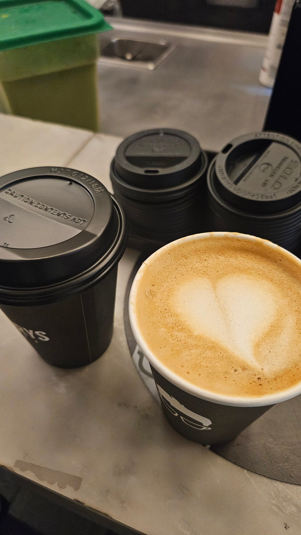 Gregorys Coffee specialty coffee shop in New York - photo 7