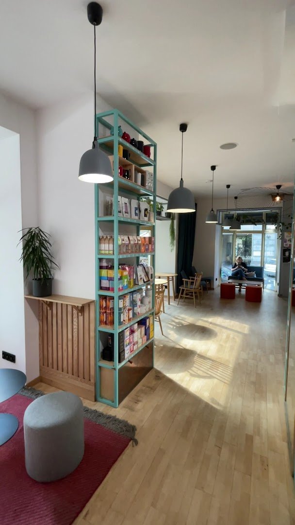 Interior of Coffeedesk Kawiarnia Wilcza, specialty coffee shop in Warsaw