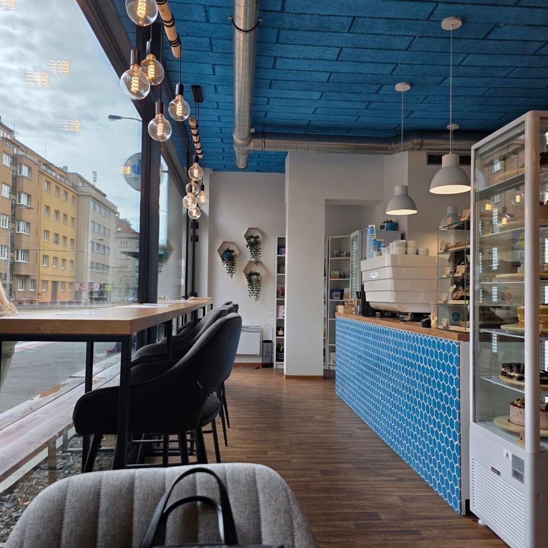 Interior of Tomcat coffee Košíře, specialty coffee shop in Prague